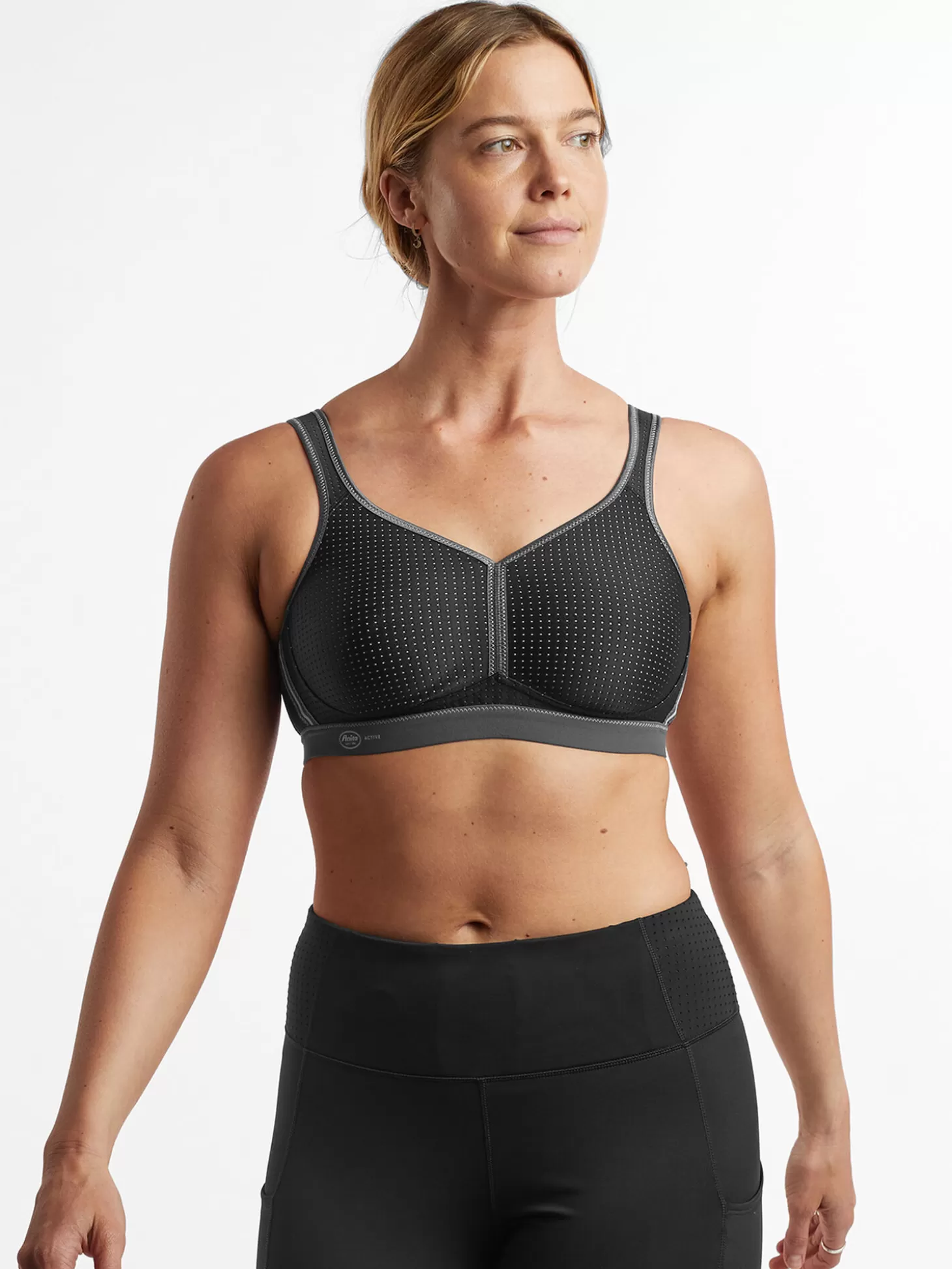 Enforcer Wireless Sports Bra>Title Nine Hot